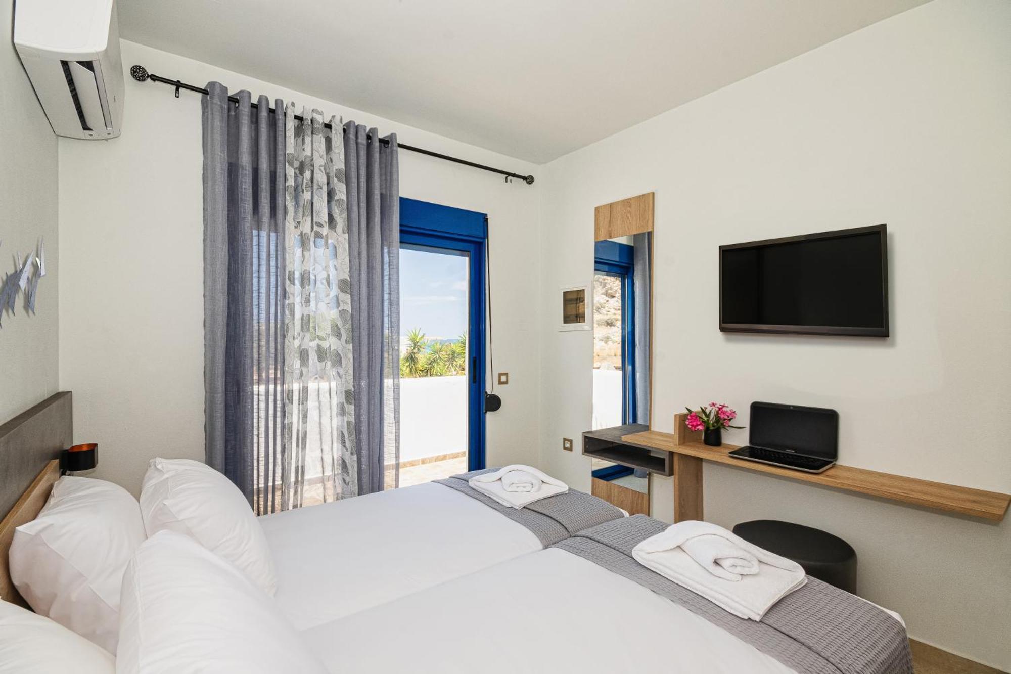 Villa Mariani II - In Lothiarika, Newly Renovated June 2024, Private Pool, Lindos 10 Min, Beach 120M ラルドス エクステリア 写真
