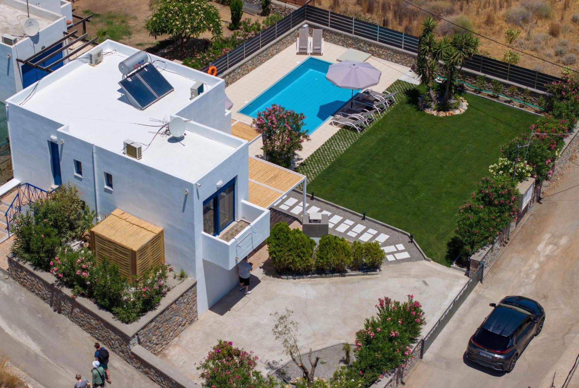 Villa Mariani II - In Lothiarika, Newly Renovated June 2024, Private Pool, Lindos 10 Min, Beach 120M ラルドス エクステリア 写真